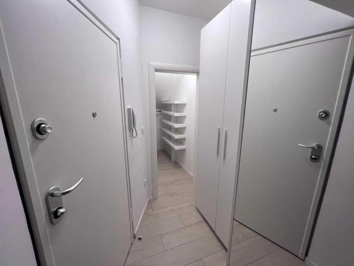 Center Beach Apartament, Split, Croatia ภายนอก รูปภาพ